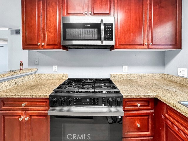 Building Photo - 5500 Owensmouth Ave