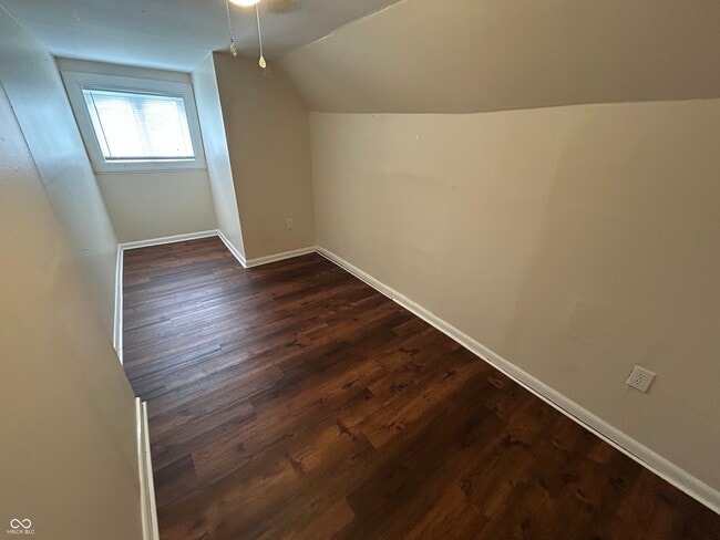 Building Photo - 1759 Howard St