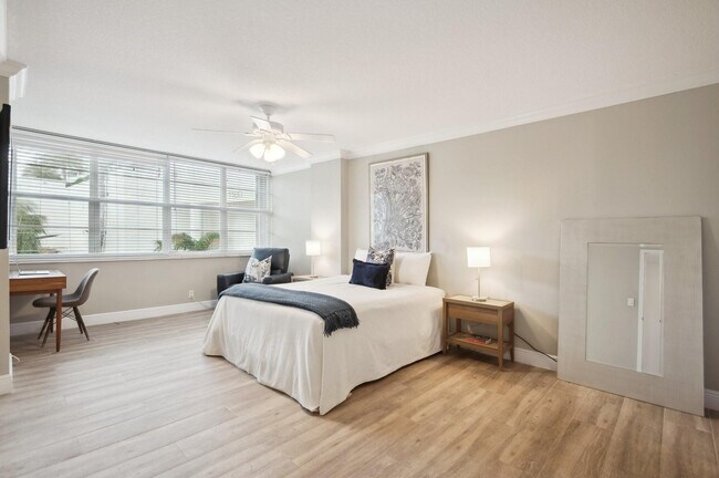 Building Photo - 1170 N Federal Hwy