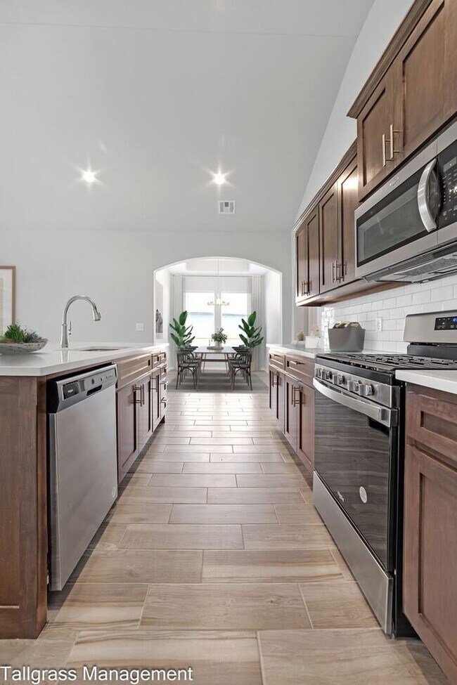 Building Photo - Enclave in Owasso: A Blend of Modern Luxury and Comfort