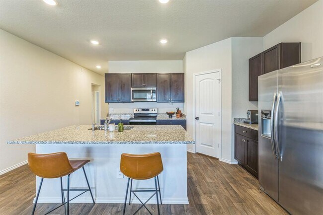 Building Photo - 821 Bahia Pl