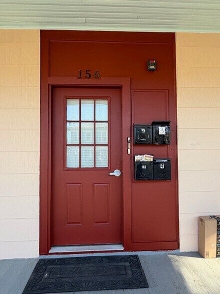 Building Photo - 156 Buffalo Ave