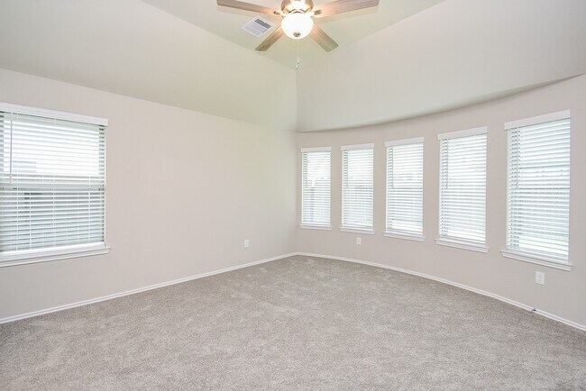 Building Photo - 8930 Field Daisy Ct