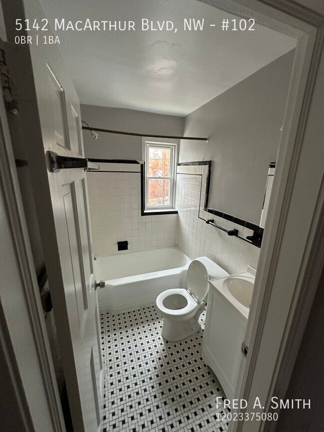 Building Photo - 5142 MacArthur Blvd