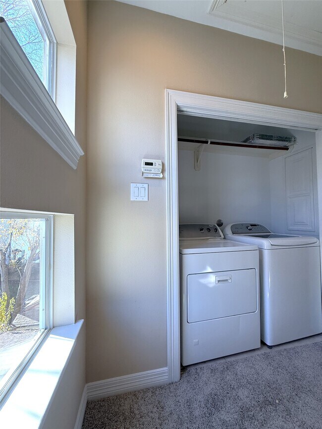 Building Photo - 5305 Egbert St