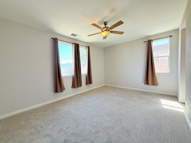 Building Photo - 80435 Atherstone Dr