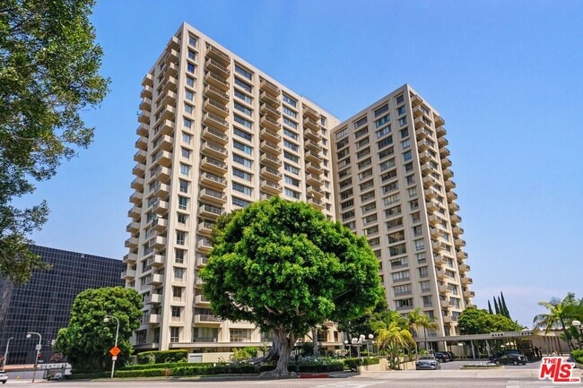 Building Photo - 2160 Century Park E