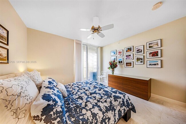 Building Photo - 2831 N Ocean Blvd