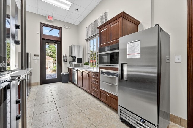 Building Photo - Home for rent