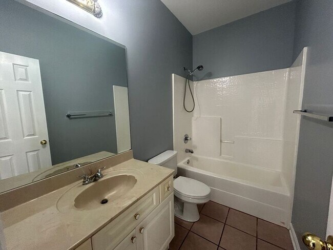 Building Photo - 313 Old Cahaba Trail