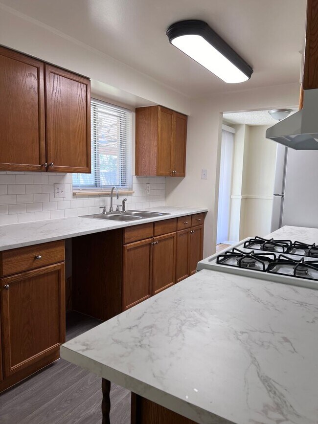 Building Photo - 4 bed 2 bath Arvada Home