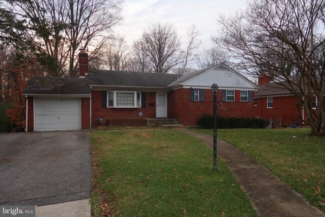 Building Photo - 7804 Temple St