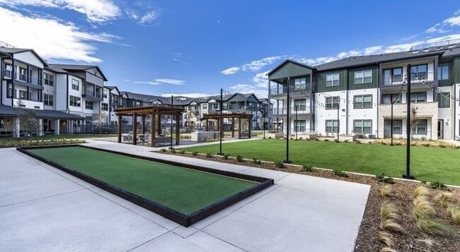 Building Photo - 2825 Sophie Ln