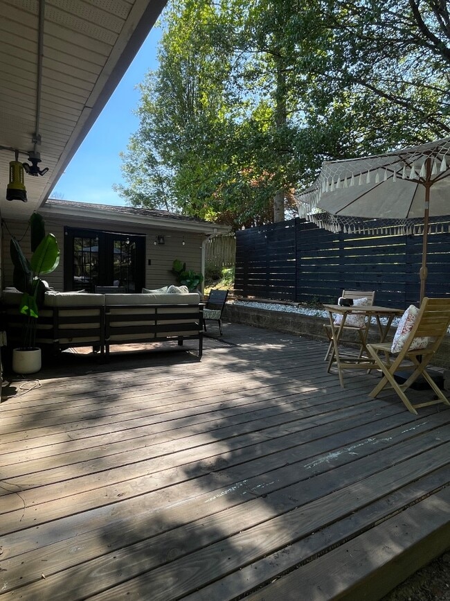 Building Photo - 109 Cleveland Rd