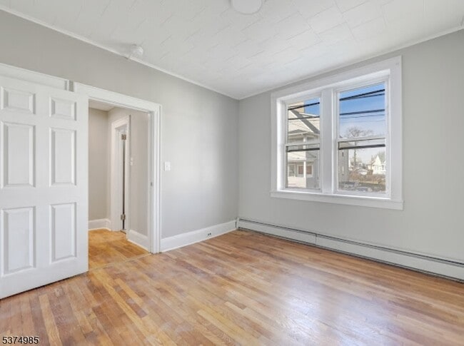 Building Photo - 102 Genessee Ave
