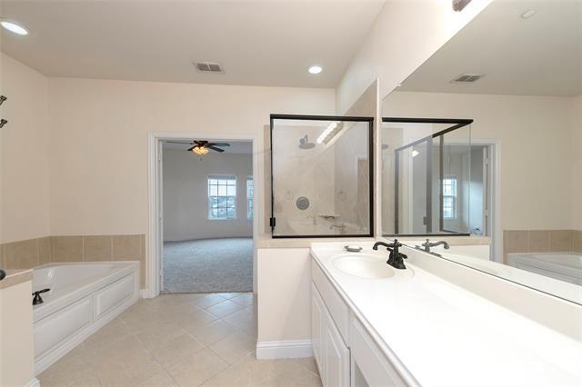 Building Photo - 2500 Rockbrook Dr