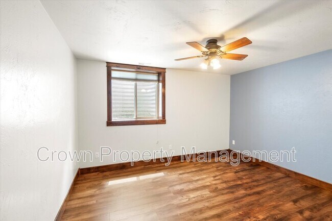 Building Photo - 102 Buffalo Square Ct