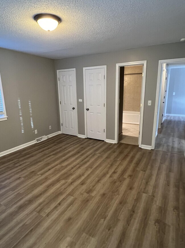 Building Photo - 503 Aspen Way