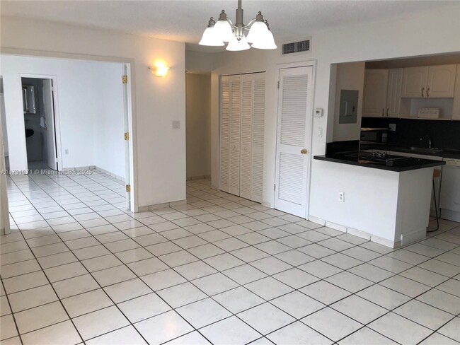 Building Photo - 3582 NE 171 St