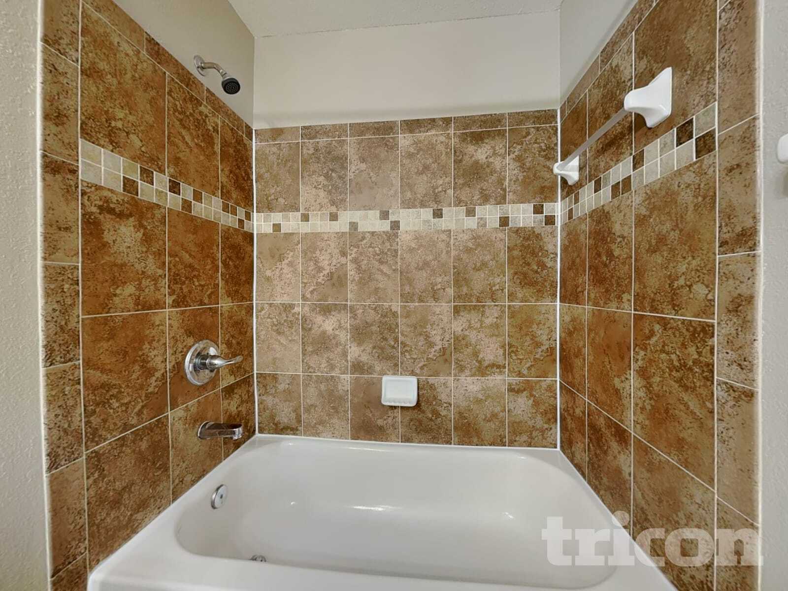 Building Photo - 2311 12th Ave E