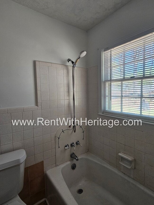 Building Photo - WOW! FANTASTIC RANCH TOTALLY UPDATED - LIKE BRAND NEW WITH ALL THE UPGRADES / ATTENTION TO DETAIL...