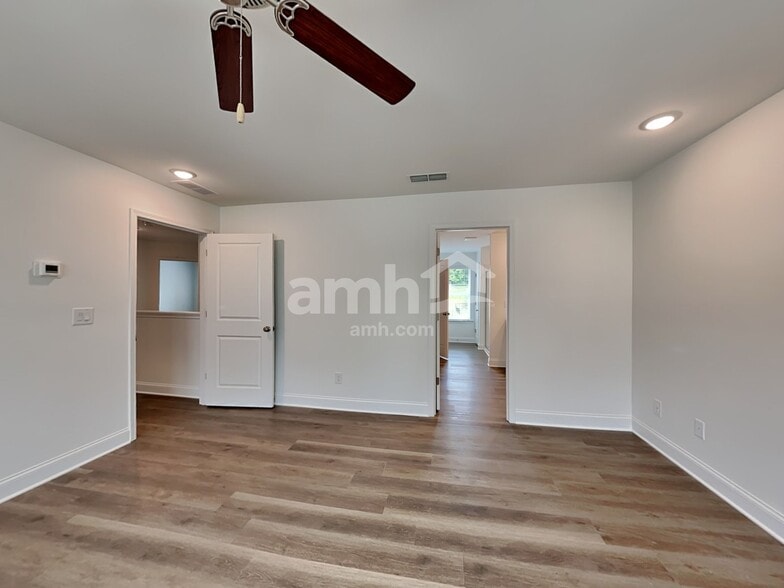 Building Photo - 1394 Soapstone Rd