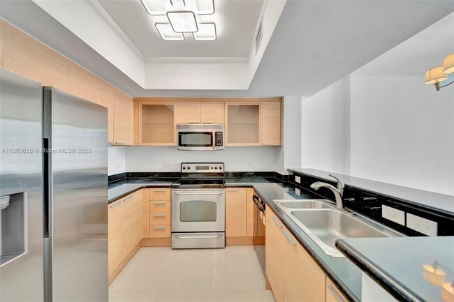 Building Photo - 140 S Dixie Hwy