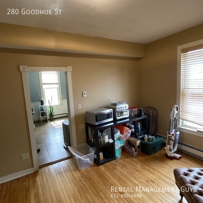 Building Photo - 280 W Goodhue St