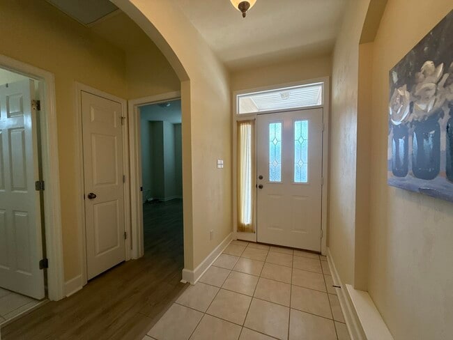 Building Photo - 5508 Hampton Woods Way