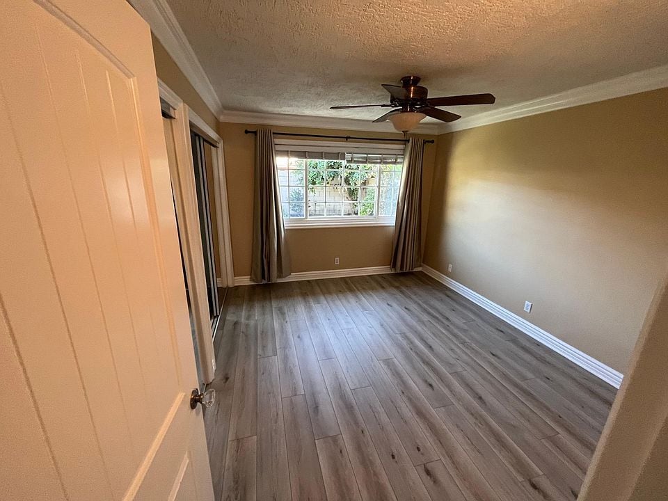Building Photo - 4600 Guava Avenue