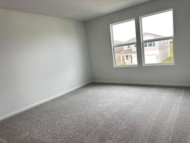 Building Photo - 3358 Alexander Dr