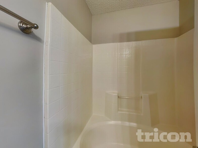 Building Photo - 9923 Austin Samuel Pl