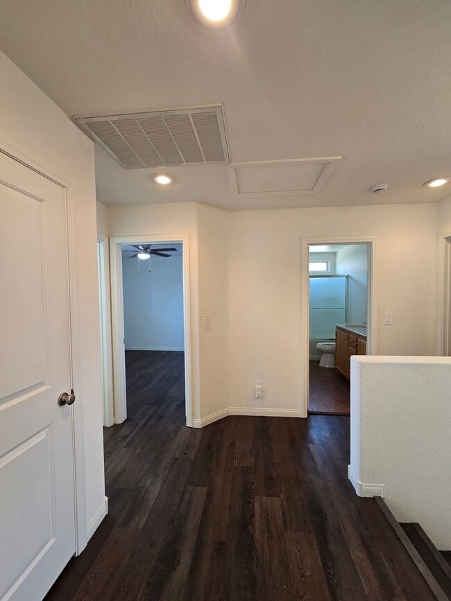 Building Photo - A Fabulous 3 Bedroom, 2 Bathroom  HOME IN ...