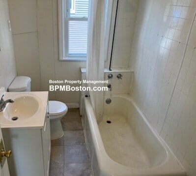 Building Photo - 94 Cowper St