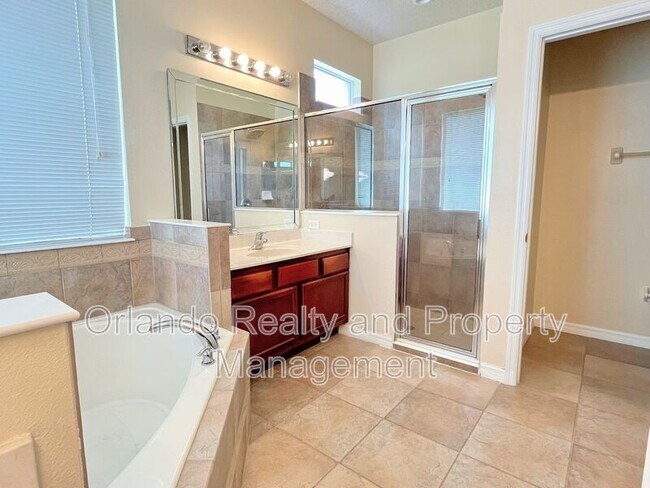Building Photo - 9025 Leeland Archer Blvd