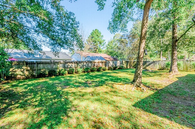 Building Photo - 412 Catawba Dr