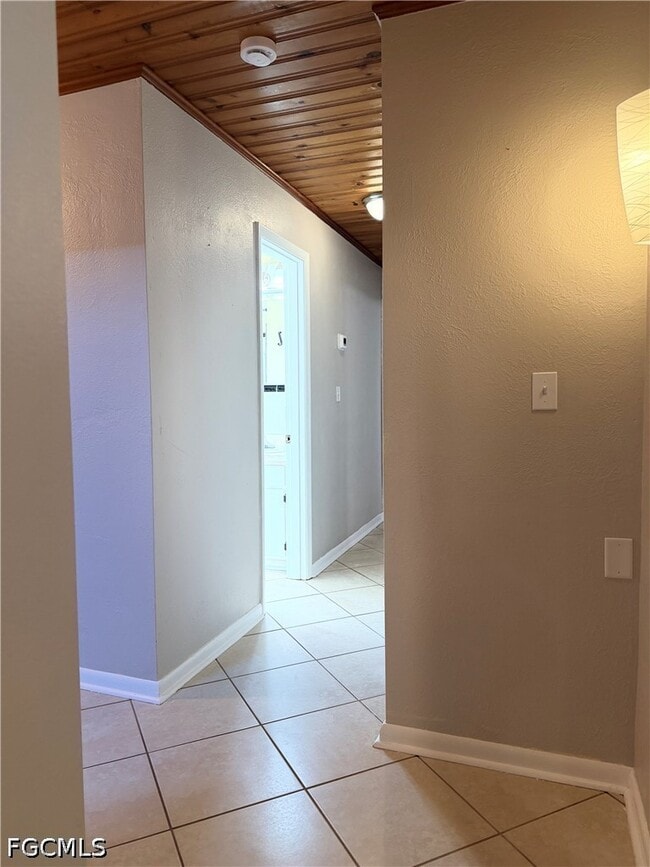 Building Photo - 48 Harbor Cir