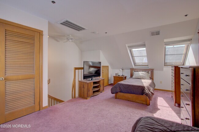 Building Photo - 900 Ocean Ave