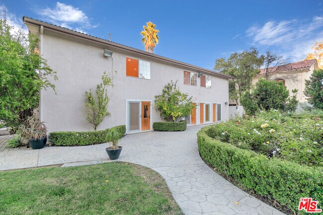 Building Photo - 19016 Wells Dr