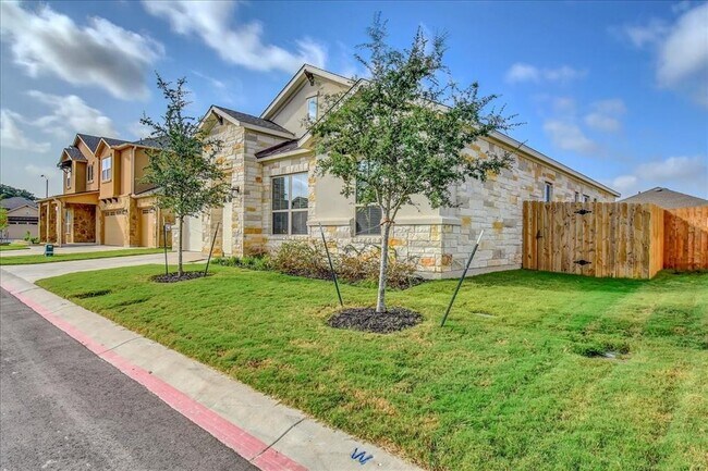Building Photo - 3750 E Palm Valley Blvd