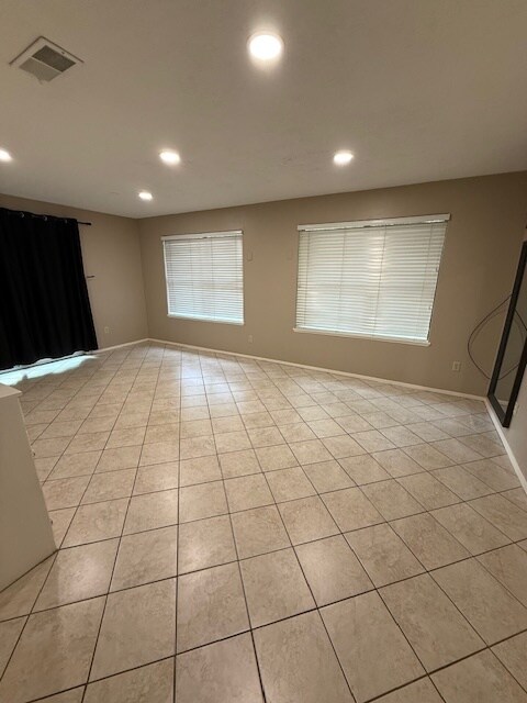 Building Photo - 808 Joel Dr
