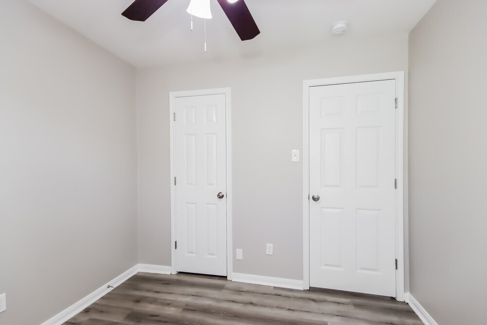 Building Photo - 28926 Trinity River Dr