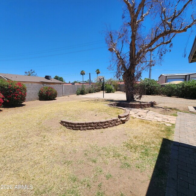 Building Photo - 3510 W Andorra Dr