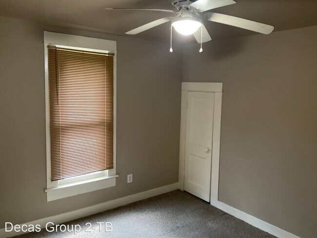 Building Photo - 3 br, 1 bath House - 125 20th Avenue NE
