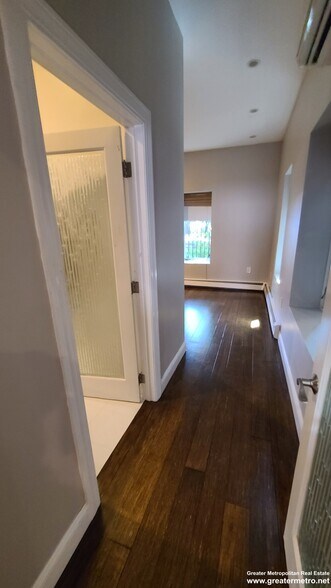 Building Photo - 99 Endicott St