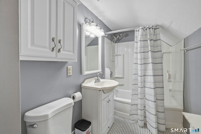 Building Photo - 26 St Augustine St