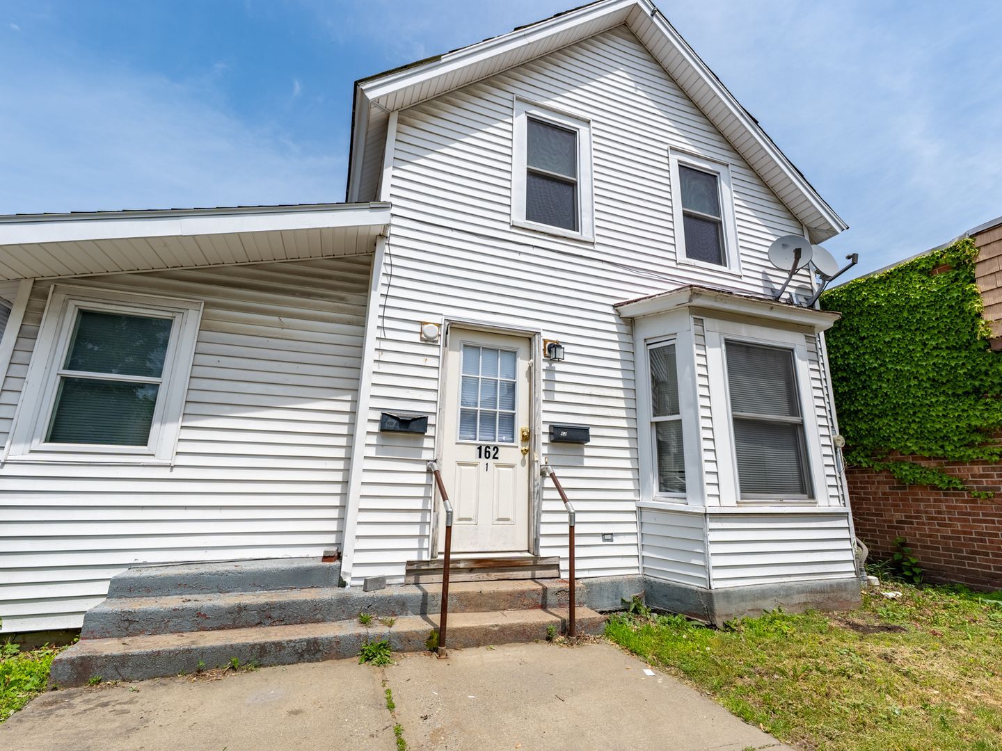 Building Photo - 162 North St