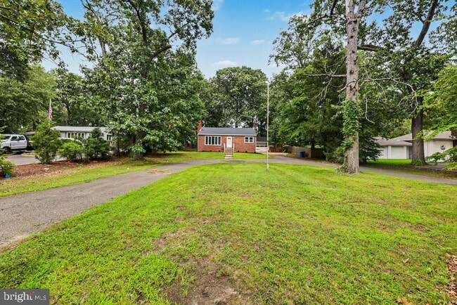 Building Photo - 2709 Creek Rd
