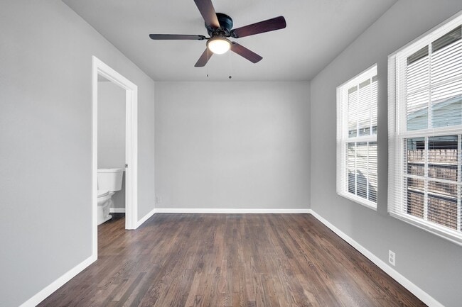 Building Photo - 413 Shaw St