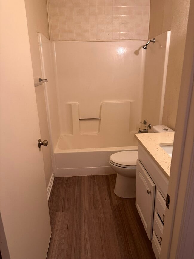 Building Photo - 623 Wolftrap Dr